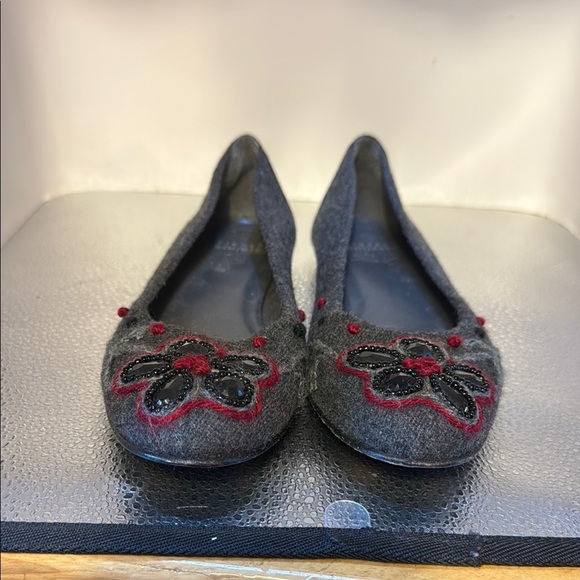 Stuart Weitzman Gray and Black Floral Embellished Flats - Picture 1 of 6
